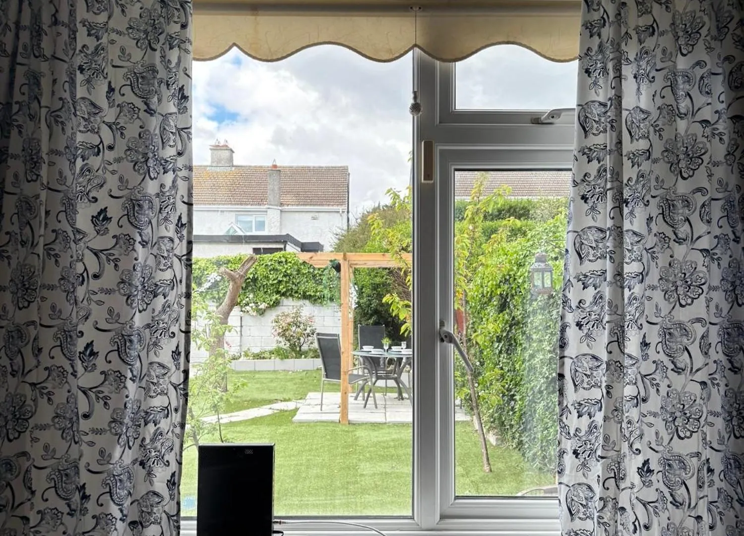 Superb Double Room Near Airport - 2 Dublín Pensión
